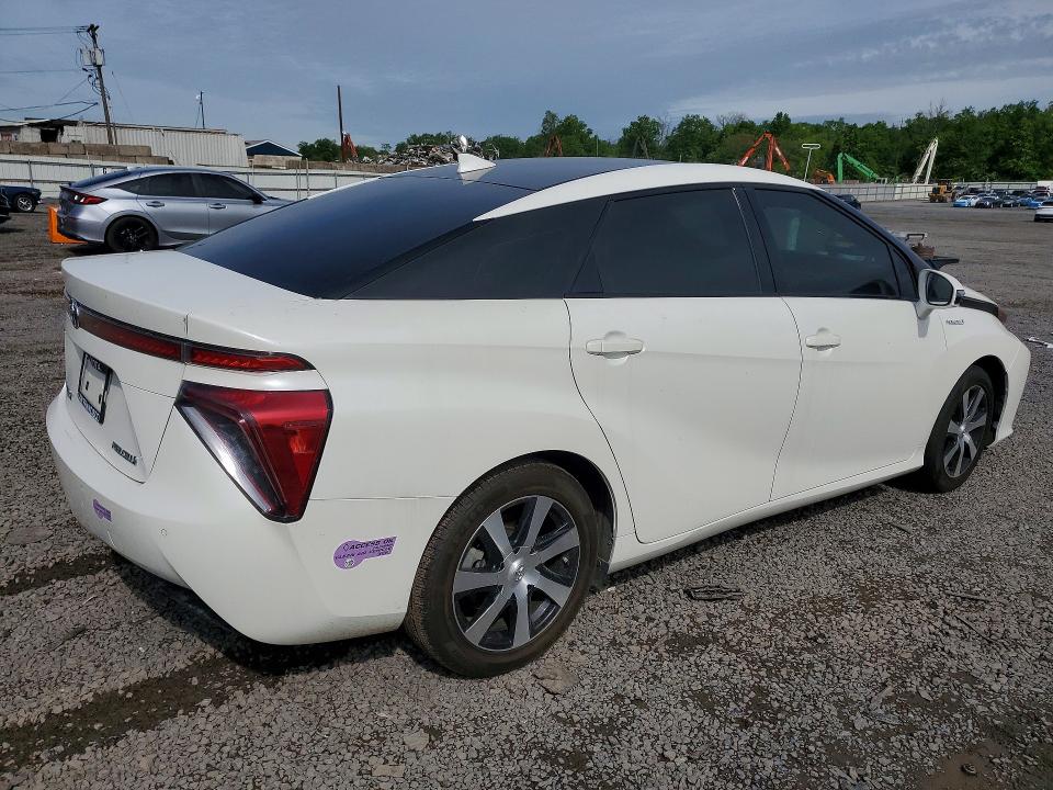 2019 Toyota Mirai VIN JTDBVRBD9KA006312 COPART salvage auction — MINOR DENT/SCRATCHES, OH - CERTIFICATE OF TITLE, sold $2,100 on 2026-07-31 (photo 3)