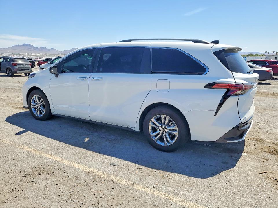 2022 Toyota Sienna VIN 5TDDSKFC1NS057496 COPART salvage auction — SIDE, Nv - Salvage Title, sold $1,100 on 2026-07-21 (photo 2)
