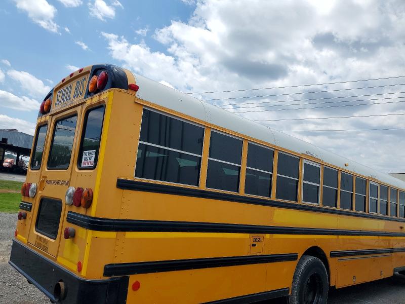 2014 Ic VIN 4DRBUAAN2EB778644 COPART salvage auction — NORMAL WEAR, Tn - Certificate Of Title, sold $2,200 on 2026-09-21 (photo 4)