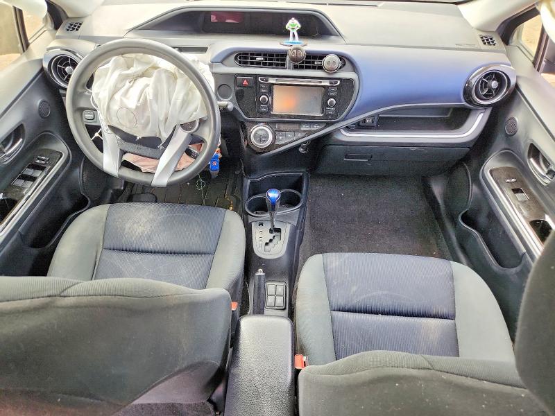 2016 Toyota Prius VIN JTDKDTB33G1130218 COPART salvage auction — FRONT END, Il - Certificate Of Title, sold $725 on 2026-07-09 (photo 8)