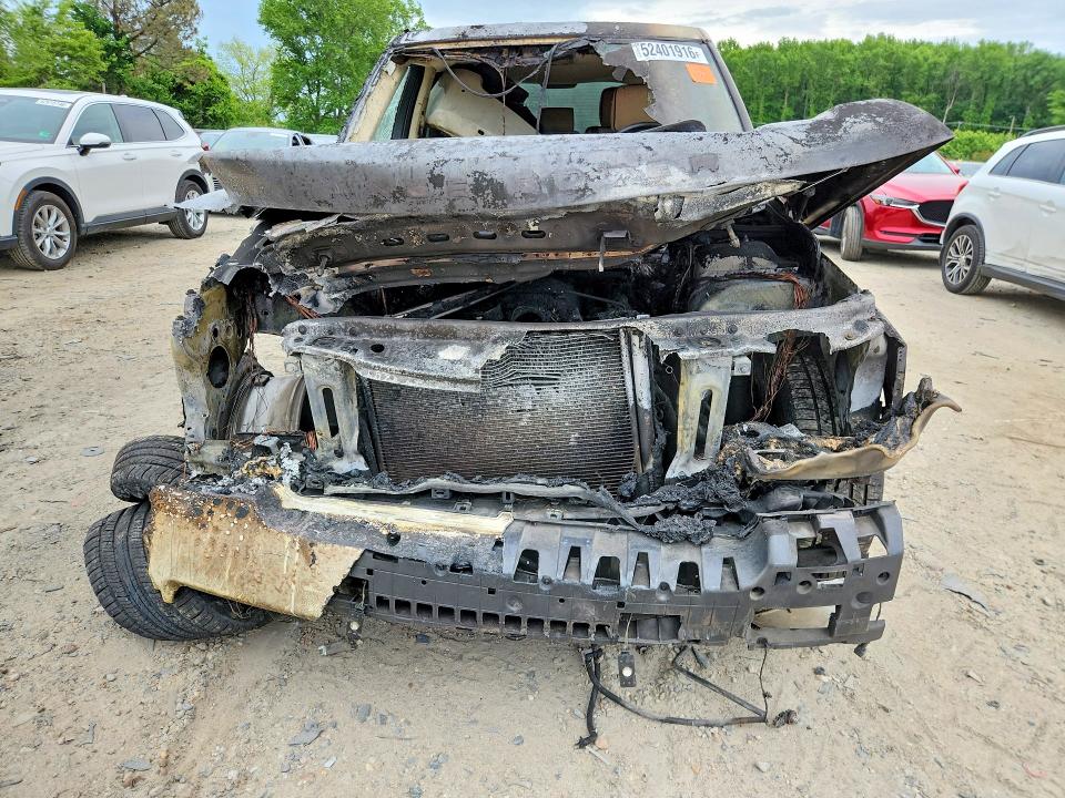 2010 Land rover RANGE ROVER VIN SALME1D40AA314712 COPART salvage auction — Burn Engine, Va - Cert Of Title-Rebuilt, sold $400 on 2026-07-07 (photo 5)