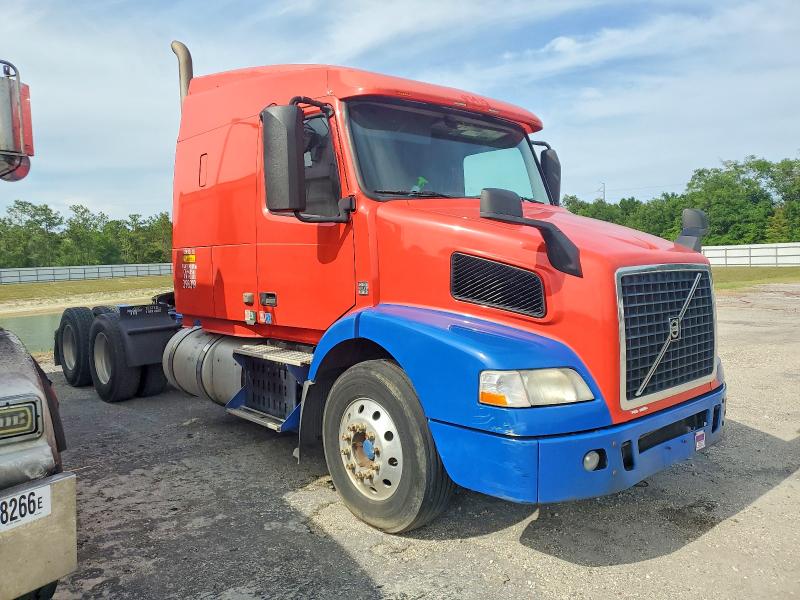 2015 Volvo VIN 4V4MC9EH0FN927723 COPART salvage auction — MECHANICAL, Fl - Certificate Of Title, sold $3,250 on 2026-07-24 (photo 1)
