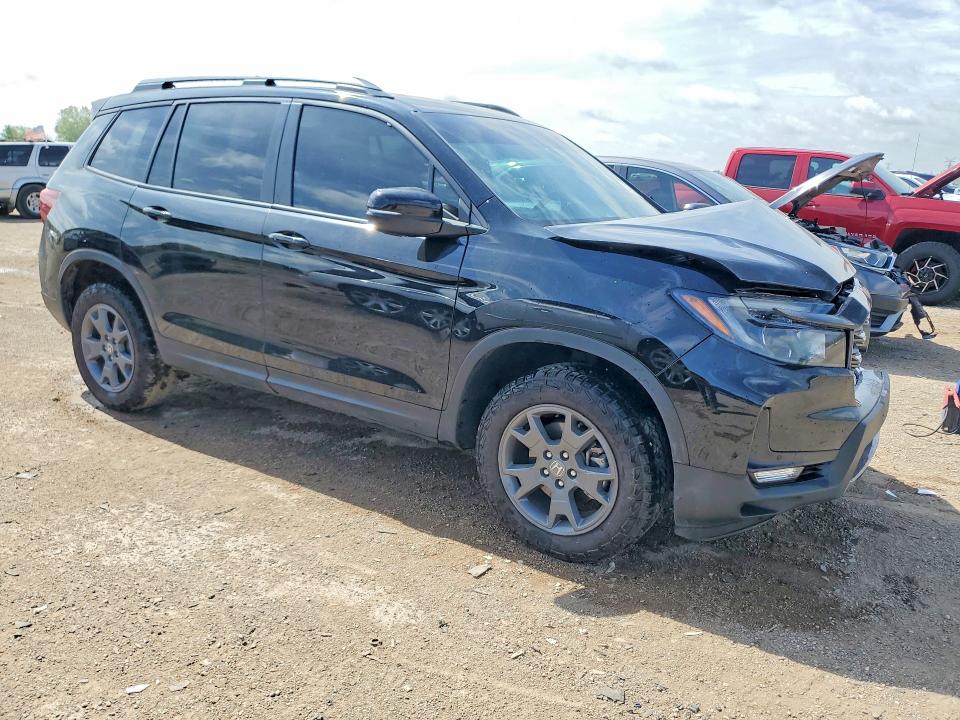 2024 Honda Passport VIN 5FNYF8H60RB021938 COPART salvage auction — FRONT END, Il - Salvage Certificate, sold $10,600 on 2026-07-21 (photo 4)