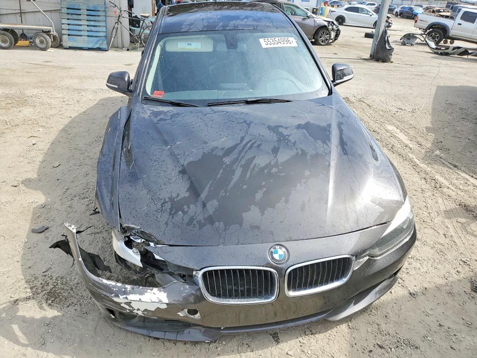 2016 BMW 3er VIN WBA8A9C57GK616964 COPART salvage auction — FRONT END, Ca - Dlr/Dis/Exp Only Salvage Title, sold $650 on 2026-07-06 (photo 5)