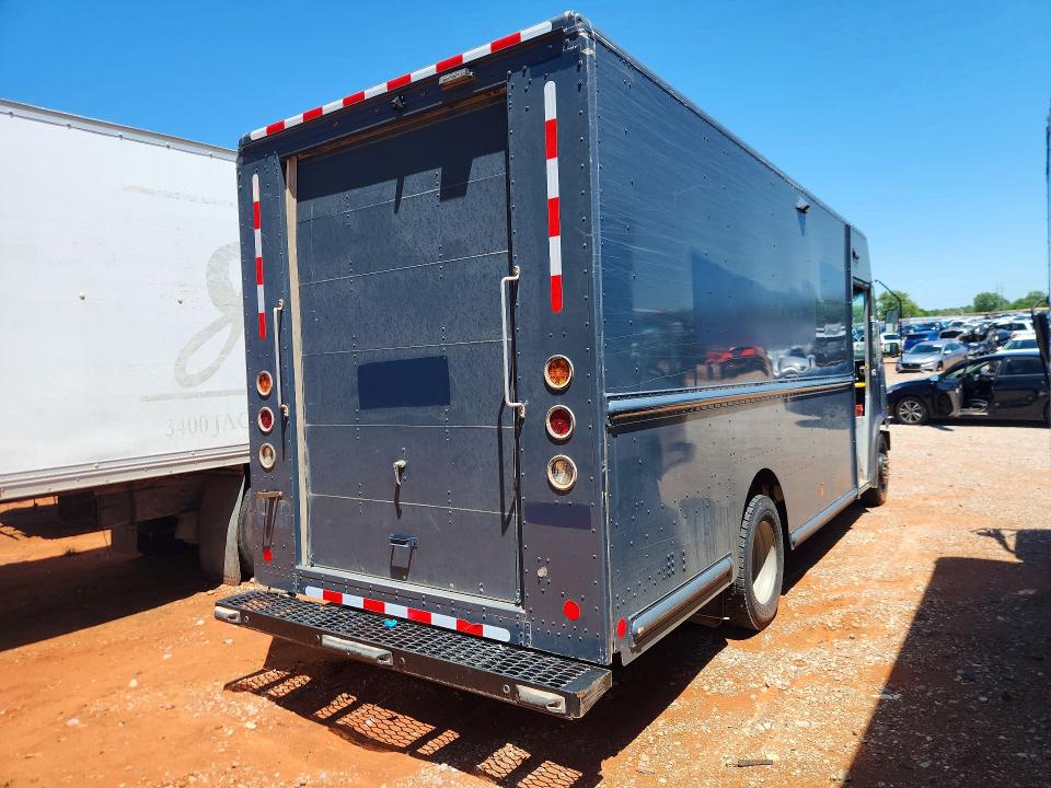 2021 Ford F59 VIN 1F65F5KN6M0A04699 COPART salvage auction — MINOR DENT/SCRATCHES, Ok - Certificate Of Title, sold $13,200 on 2026-07-14 (photo 3)