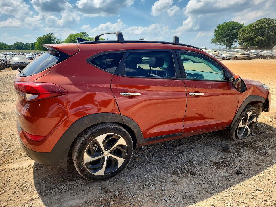 2016 Hyundai VIN KM8J33A2XGU144926 COPART salvage auction — ROLLOVER, Al - Cert Of Title-Salvage Title, sold $2,800 on 2026-07-08 (photo 3)