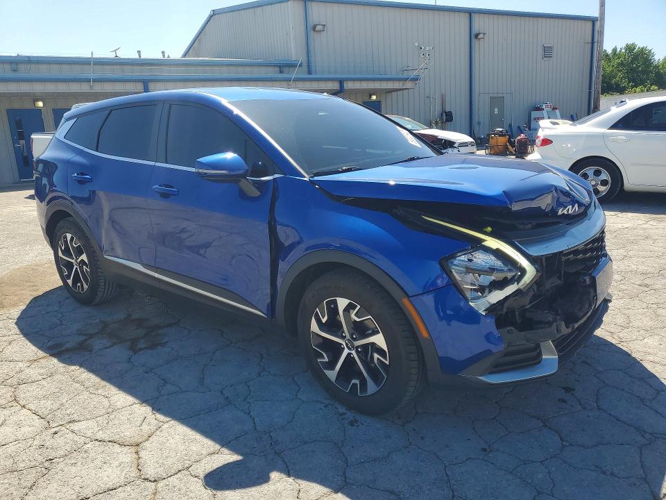 2023 Kia Sportage VIN 5XYK33AF4PG016436 COPART salvage auction — FRONT END, Tn - Salvage Certificate, sold $7,500 on 2026-07-09 (photo 4)