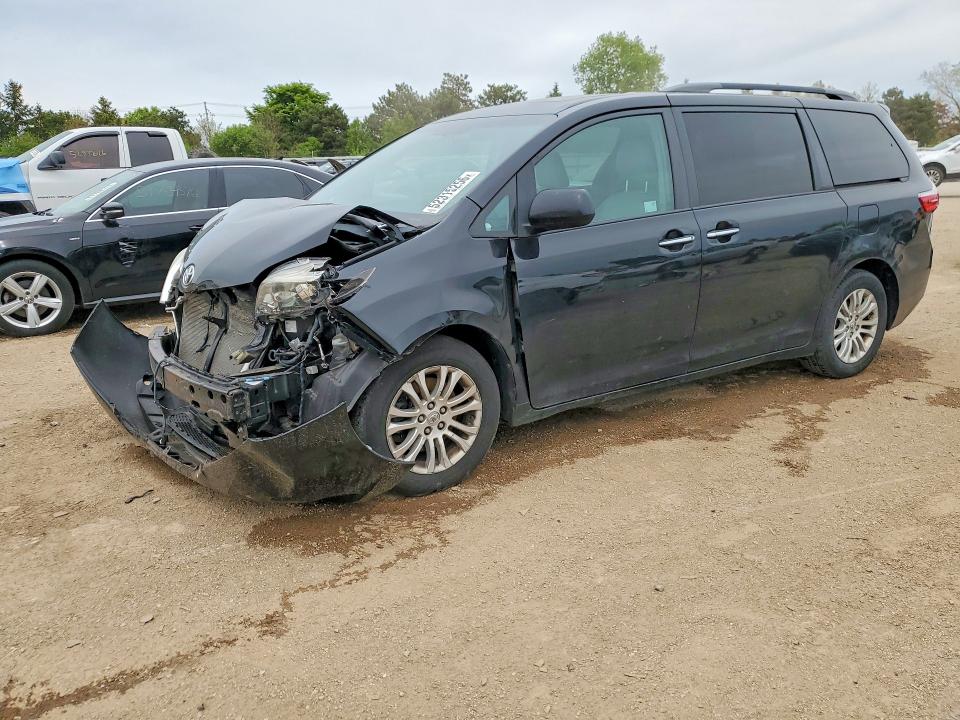 2015 Toyota Sienna VIN 5TDYK3DC2FS668679 COPART salvage auction — FRONT END, Il - Salvage Certificate, sold $2,300 on 2026-07-30 (photo 1)