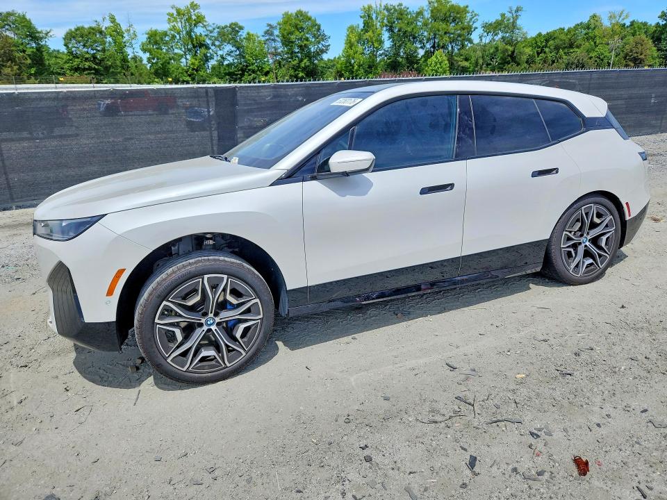 2025 BMW Ix VIN WB523CF02SCU70598 — COPART salvage auction photo