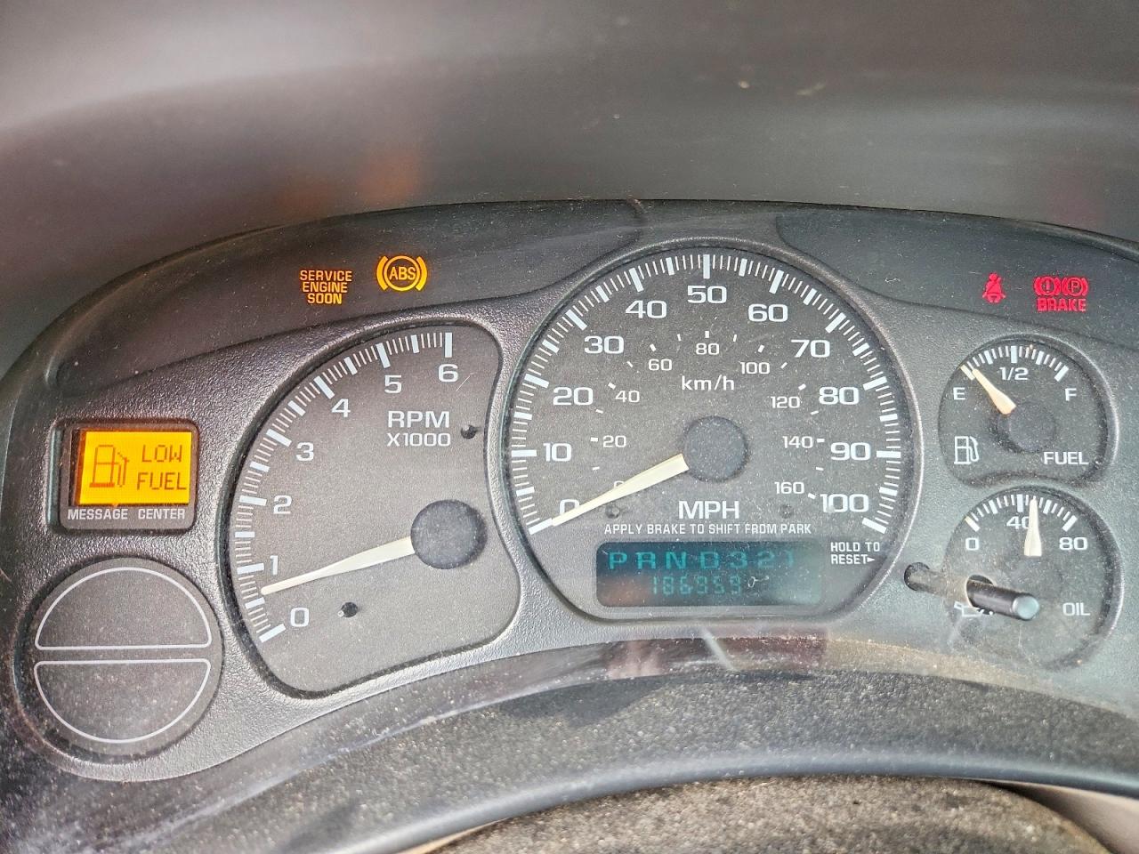 2002 Chevrolet Silverado 1500 VIN 1GCEC19V22Z105428 COPART salvage auction — Side, AL - CERT OF TITLE-SALVAGE TITLE, sold $1,150 on 2026-06-25 (photo 9)
