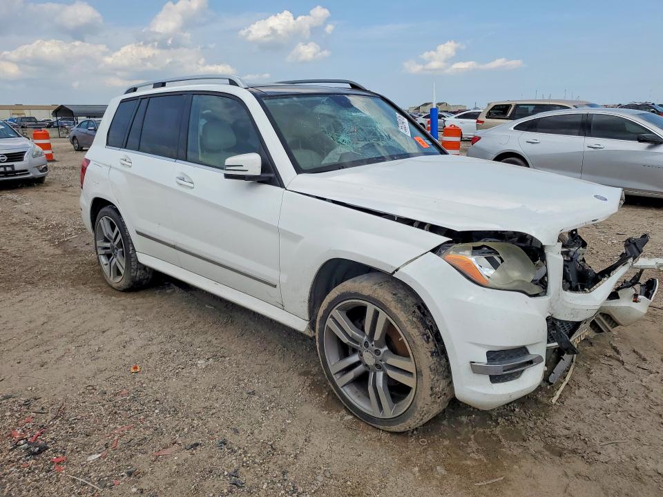 2014 Mercedes-benz Glk-klasse VIN WDCGG5HB9EG237074 COPART salvage auction — FRONT END, Tx - Salvage Vehicle Title, sold $1,750 on 2026-07-30 (photo 4)