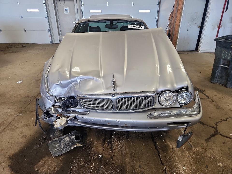 2000 Jaguar Xj series VIN SAJDA15B9YMF18129 COPART salvage auction — FRONT END, Wi - Junked Vehicle Bill Of Sale, sold $675 on 2026-07-06 (photo 5)