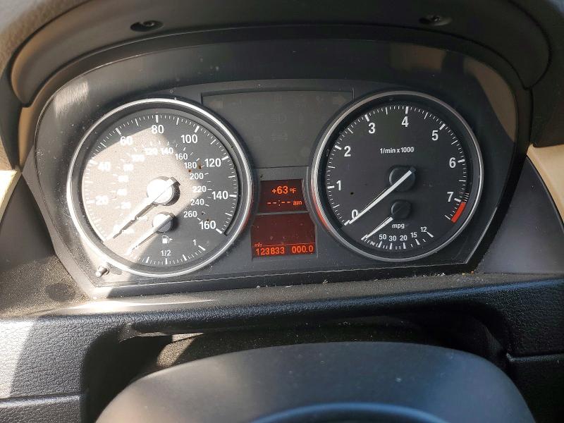 2015 BMW X1 VIN WBAVM1C51FV316023 COPART salvage auction — MINOR DENT/SCRATCHES, Ca - Dis/Dlr/Exp Only Clean Title, sold $1,350 on 2026-07-27 (photo 9)