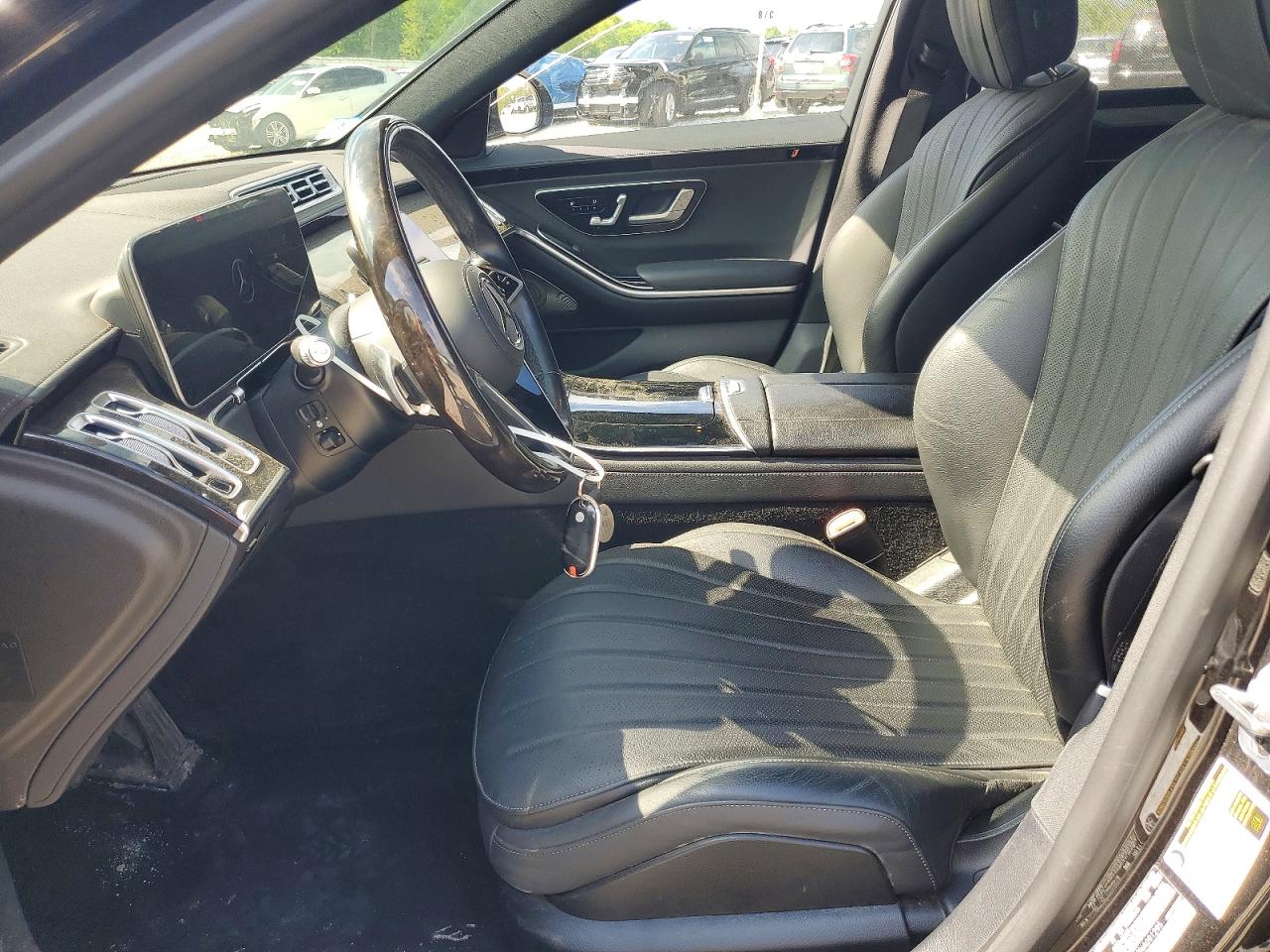 2022 Mercedes-Benz S-klasse VIN W1K6G6DB9NA091295 COPART salvage auction — Side, St - Salvage Title, sold $34,500 on 2026-07-08 (photo 7)