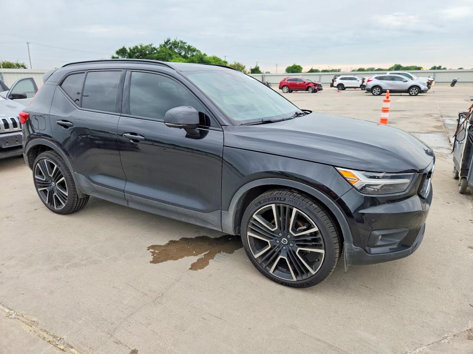 2022 Volvo VIN YV4162UM4N2649045 COPART salvage auction — SIDE, Tx - Salvage Vehicle Title, sold $11,300 on 2026-07-20 (photo 4)