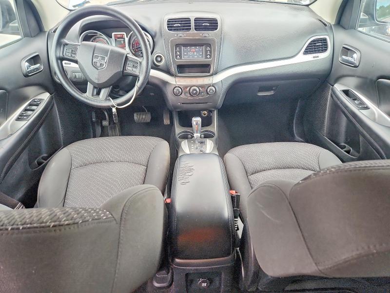 2017 Dodge Journey VIN 3C4PDCBG4HT523373 COPART salvage auction — NORMAL WEAR, NC - DEALER ONLY CLEAN TITLE, sold $2,100 on 2026-07-09 (photo 8)