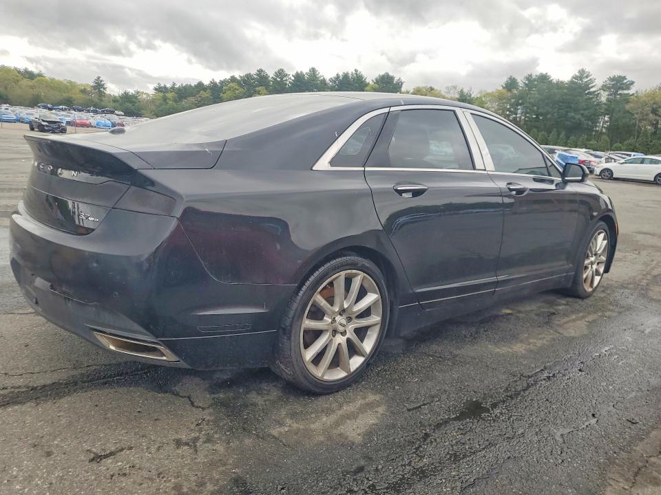 2016 Lincoln Mkz VIN 3LN6L2JK4GR631885 COPART salvage auction — MINOR DENT/SCRATCHES, Ct - Certificate Of Title, sold $1,950 on 2026-07-09 (photo 3)