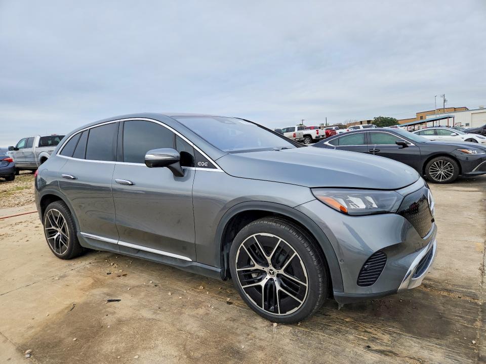2024 Mercedes-benz Eqe VIN 4JGGM2BBXRA058732 COPART salvage auction — SIDE, TX - SALVAGE VEHICLE TITLE, sold $26,750 on 2026-07-06 (photo 4)