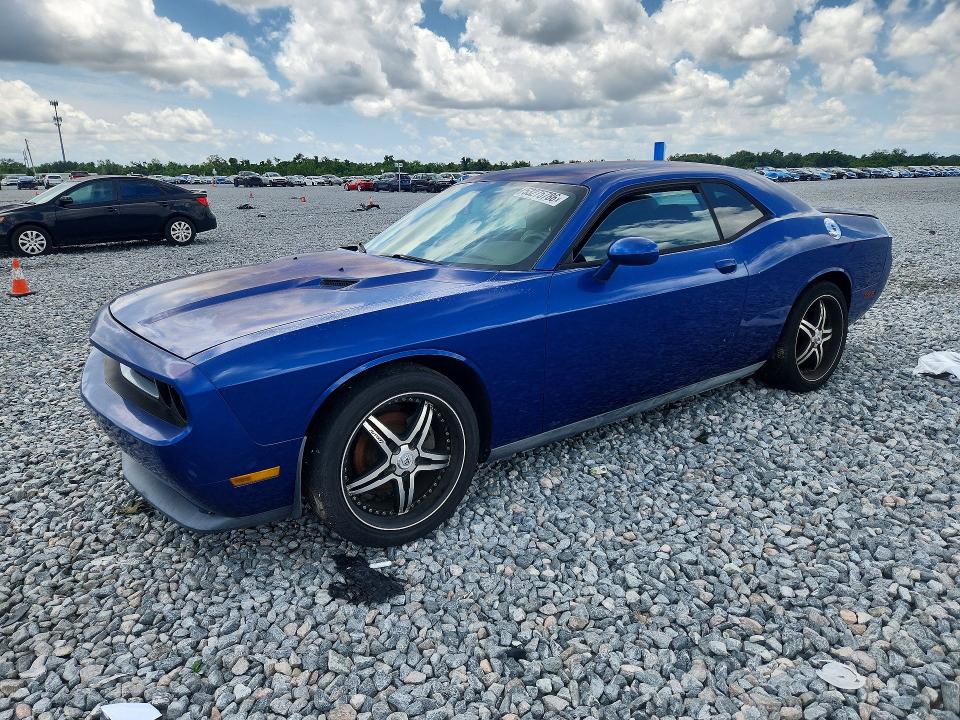 2012 Chrysler Challenger VIN 2C3CDYAG5CH285780 COPART salvage auction — MECHANICAL, Fl - Certificate Of Title, sold $400 on 2026-07-31 (photo 1)