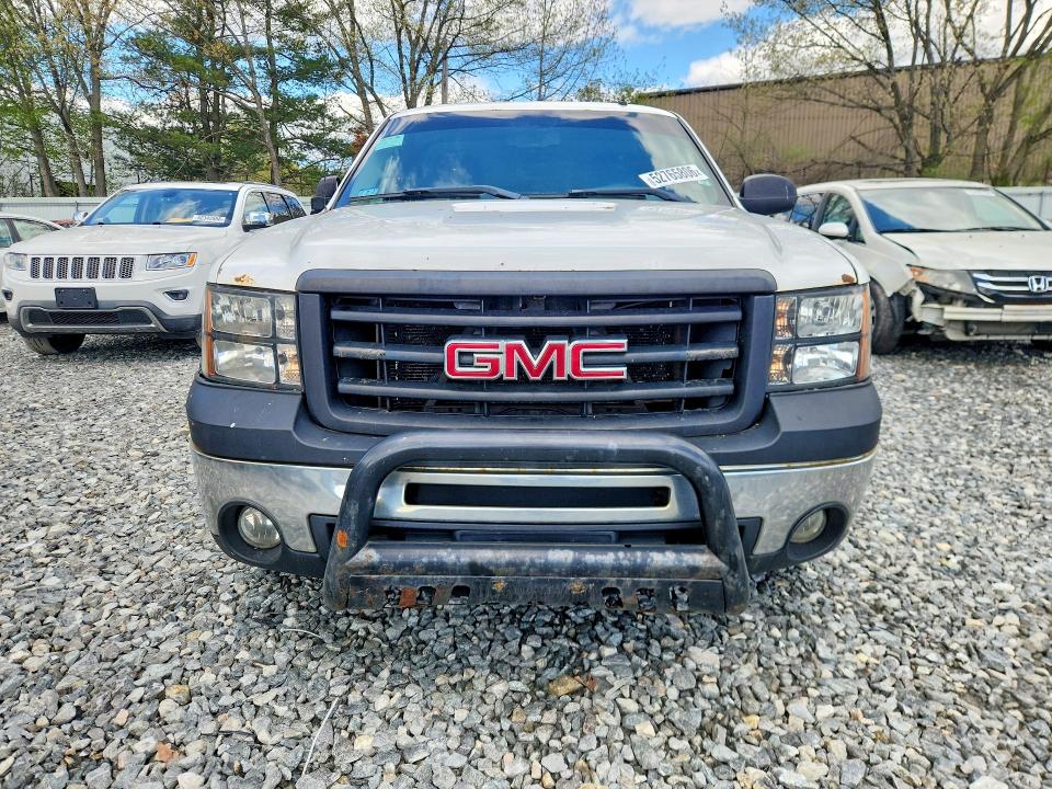 2009 Gmc SIERRA VIN 1GTEC14X99Z237587 COPART salvage auction — NORMAL WEAR, Ma - Cert Of Title-Reconstrctd Coll, sold $425 on 2026-07-23 (photo 5)