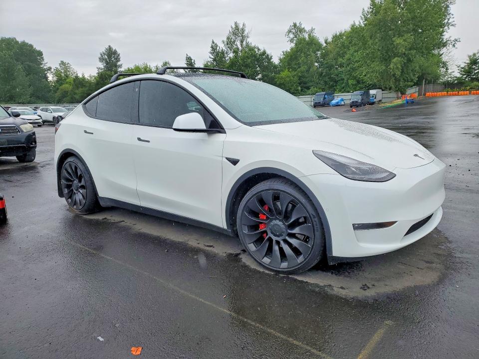 2022 Tesla VIN 7SAYGDEF8NF380865 COPART salvage auction — SIDE, Or - Salvage Title Certificate, sold $9,200 on 2026-07-27 (photo 4)
