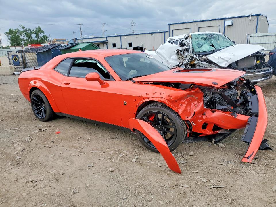 2022 Dodge Challenger VIN 2C3CDZFJ0NH124346 COPART salvage auction — FRONT END, IL - SALVAGE CERTIFICATE, sold $14,300 on 2026-09-02 (photo 4)