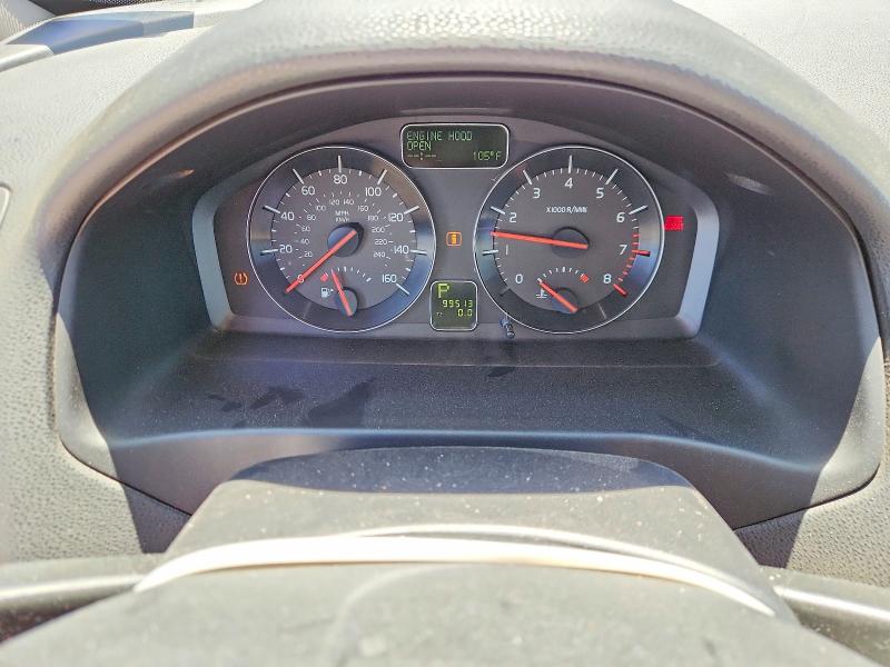 2010 Volvo C70 VIN YV1672MC5AJ091987 COPART salvage auction — REAR END, Tx - Salvage Vehicle Title, sold $100 on 2026-07-28 (photo 9)