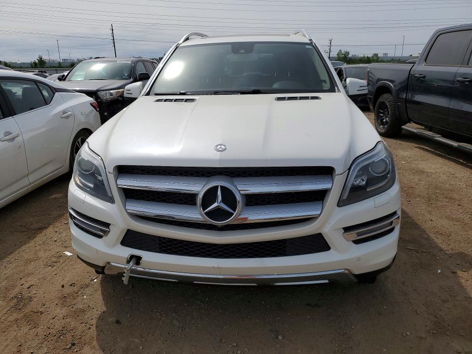 2013 Mercedes-benz VIN 4JGDF7CEXDA226302 COPART salvage auction — FRONT END, Il - Salvage Certificate, sold $2,700 on 2026-07-02 (photo 5)