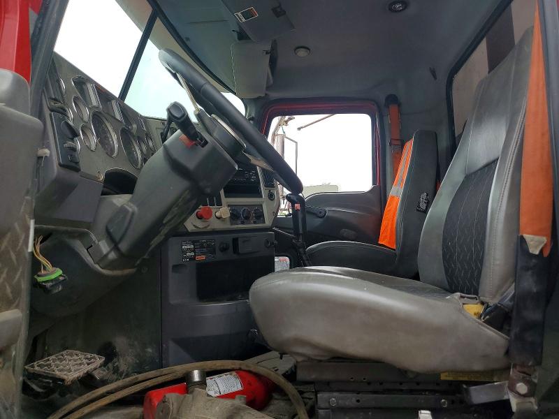 2013 Mack 700 gu700 VIN 1M1AX07Y4DM016891 COPART salvage auction — FRONT END, TX - SALVAGE VEHICLE TITLE, sold $8,000 on 2026-08-13 (photo 5)