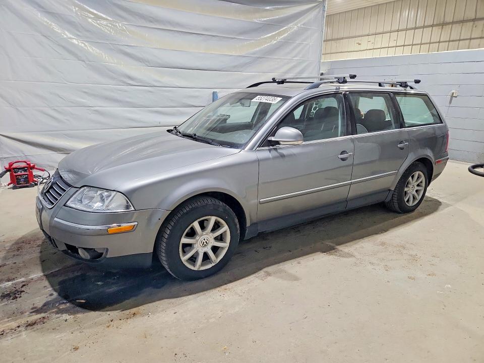 2004 Volkswagen Passat VIN WVWVD63B94E174300 COPART salvage auction — FRONT END, Nh - Cert Of Title-Salvage, sold $275 on 2026-08-13 (photo 1)
