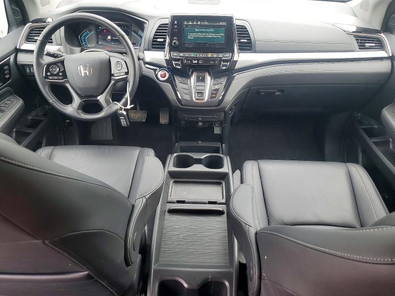 2024 Honda Odyssey VIN 5FNRL6H81RB024074 COPART salvage auction — SIDE, IN - CERT OF TITLE-SALVAGE TITLE, sold $17,500 on 2026-07-31 (photo 8)