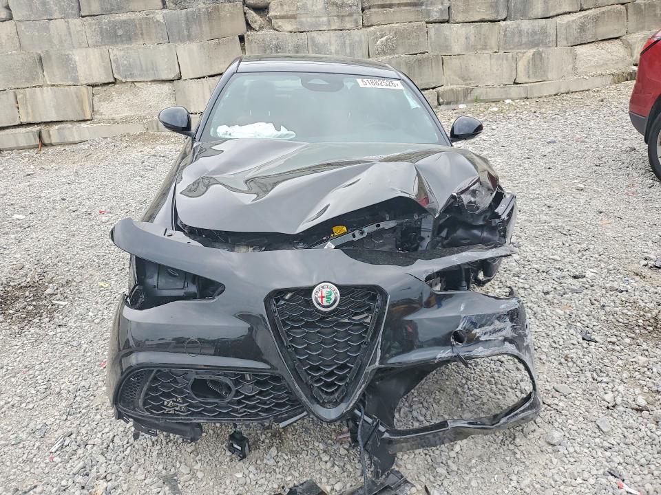 2026 Alfa romeo Giulia VIN ZARFANANXT7695698 COPART salvage auction — FRONT END, Ky - Cert Of Title-Salvage, sold $625 on 2026-08-07 (photo 5)
