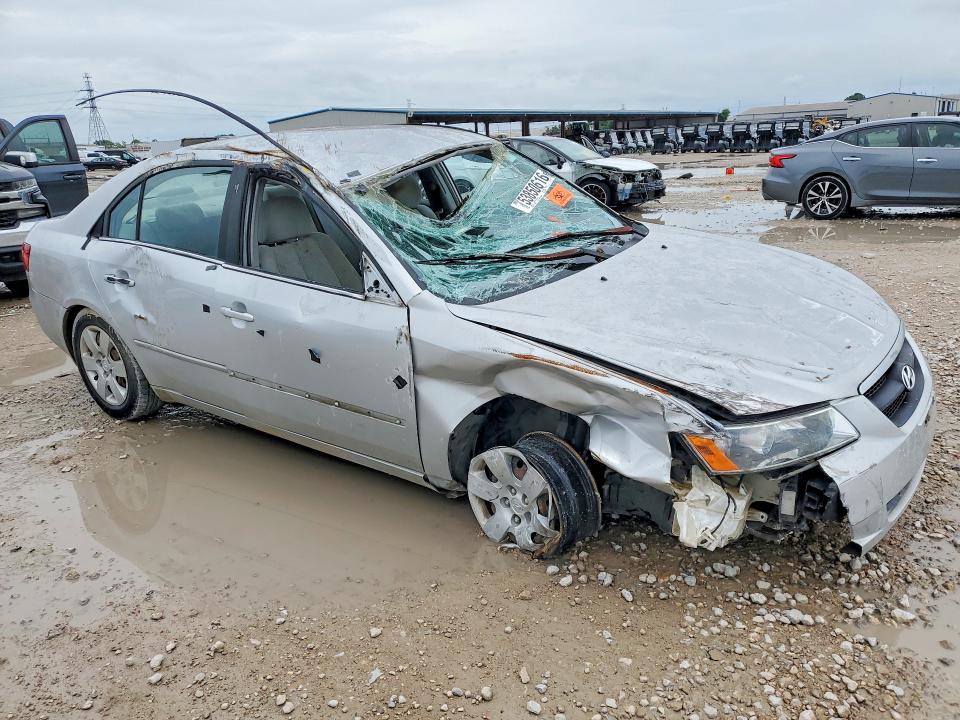 2007 Hyundai Sonata VIN 5NPET46CX7H238828 COPART salvage auction — ROLLOVER, Tx - Salvage Vehicle Title, sold $150 on 2026-07-10 (photo 4)