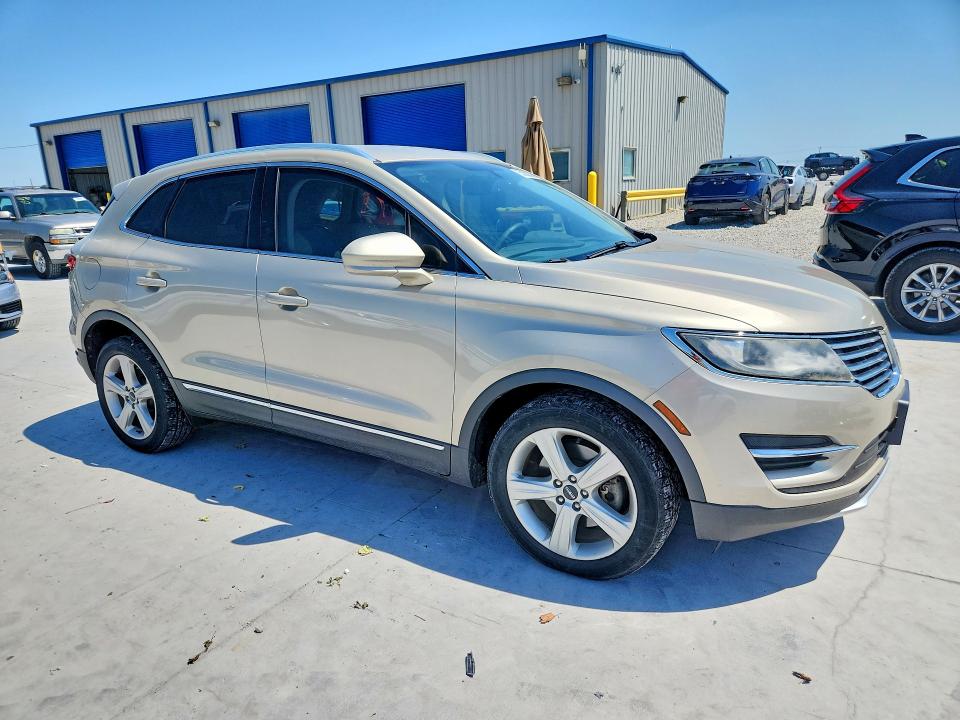 2017 Lincoln Mkc VIN 5LMCJ1C96HUL50210 COPART salvage auction — HAIL, Tx - Certificate Of Title, sold $175 on 2026-07-17 (photo 4)