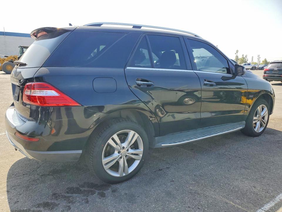 2015 Mercedes-benz M-klasse VIN 4JGDA5JBXFA612524 COPART salvage auction — NORMAL WEAR, Ca - Dis/Dlr/Exp App For Dup Clean, sold $3,850 on 2026-07-02 (photo 3)