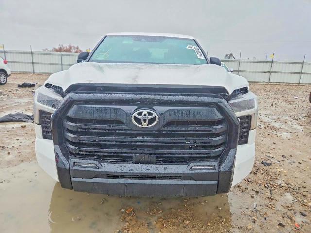 2025 Toyota Tundra VIN 5TFLA5DB3SX266531 COPART salvage auction — FRONT END, CA - SALVAGE CERTIFICATE, sold $14,200 on 2026-07-10 (photo 5)