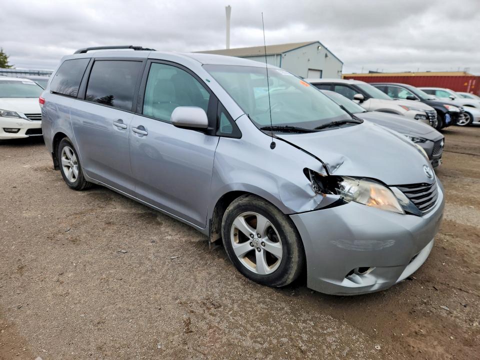 2011 Toyota Sienna VIN 5TDKK3DC1BS164995 COPART salvage auction — FRONT END, On - Permit No Brand - Unfit, sold $2,200 on 2026-07-28 (photo 4)