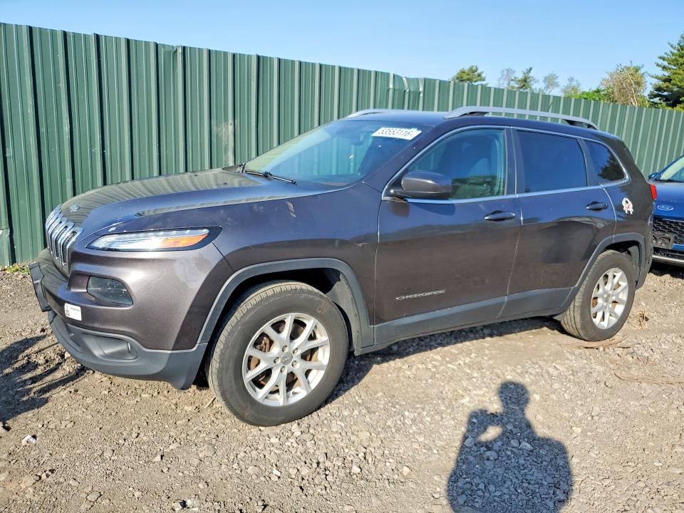 2017 Jeep Cherokee VIN 1C4PJMCBXHW599580 — COPART salvage auction photo