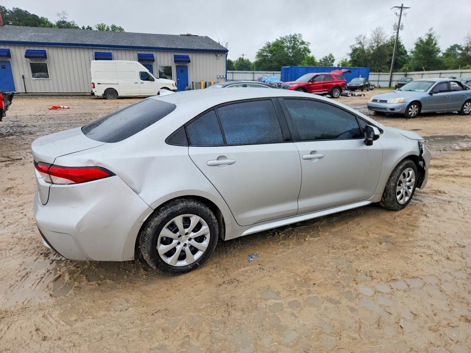 2022 Toyota Corolla VIN 5YFEPMAE6NP370949 COPART salvage auction — FRONT END, Fl - Cert Of Title Slvg Rebuildable, sold $5,600 on 2026-07-31 (photo 3)