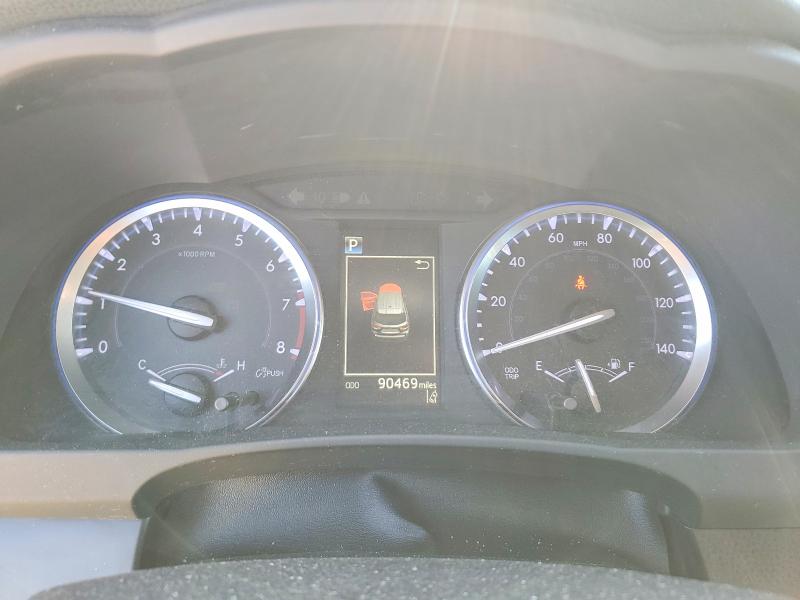 2018 Toyota Highlander VIN 5TDJZRFH5JS560574 COPART salvage auction — REAR END, Salvage Title, sold $12,300 on 2026-08-25 (photo 9)
