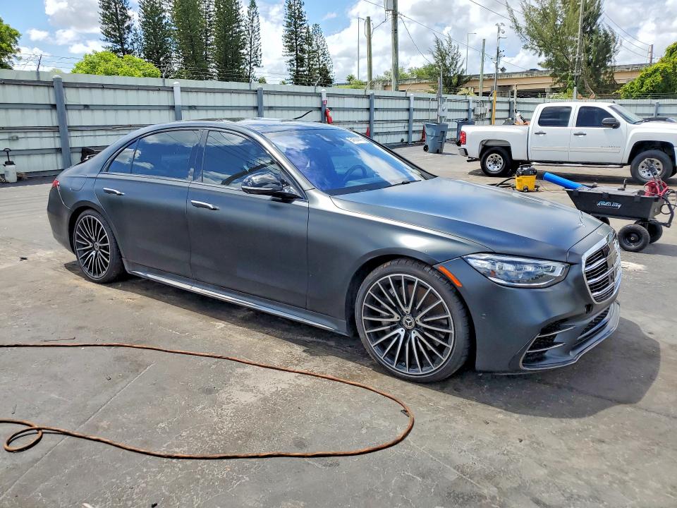 2024 Mercedes-benz VIN W1K6G7GB3RA261268 COPART salvage auction — SIDE, Fl - Cert Of Title Slvg Rebuildable, sold $35,000 on 2026-07-13 (photo 4)