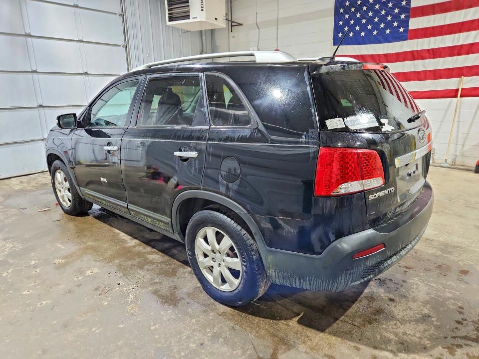 2012 Kia Sorento VIN 5XYKT4A62CG197049 COPART salvage auction — NORMAL WEAR, Pa - Cert Of Title, sold $3,400 on 2026-07-02 (photo 2)