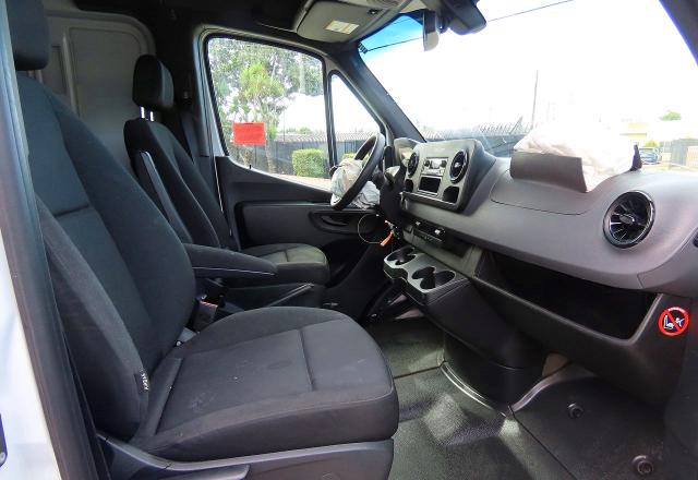 2021 Mercedes-benz Sprinter VIN W1Y40CHY3MT057659 COPART salvage auction — ALL OVER, Nv - Dis/Dlr/Exp Only Salvage Title (P), sold $11,800 on 2026-07-22 (photo 5)