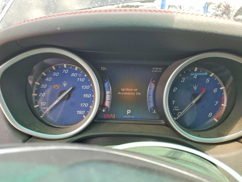 2016 Maserati Ghibli VIN ZAM57XSA6G1175689 COPART salvage auction — MINOR DENT/SCRATCHES, CA - DIS/DLR/EXP ONLY CLEAN TITLE, sold $4,100 on 2026-07-27 (photo 9)