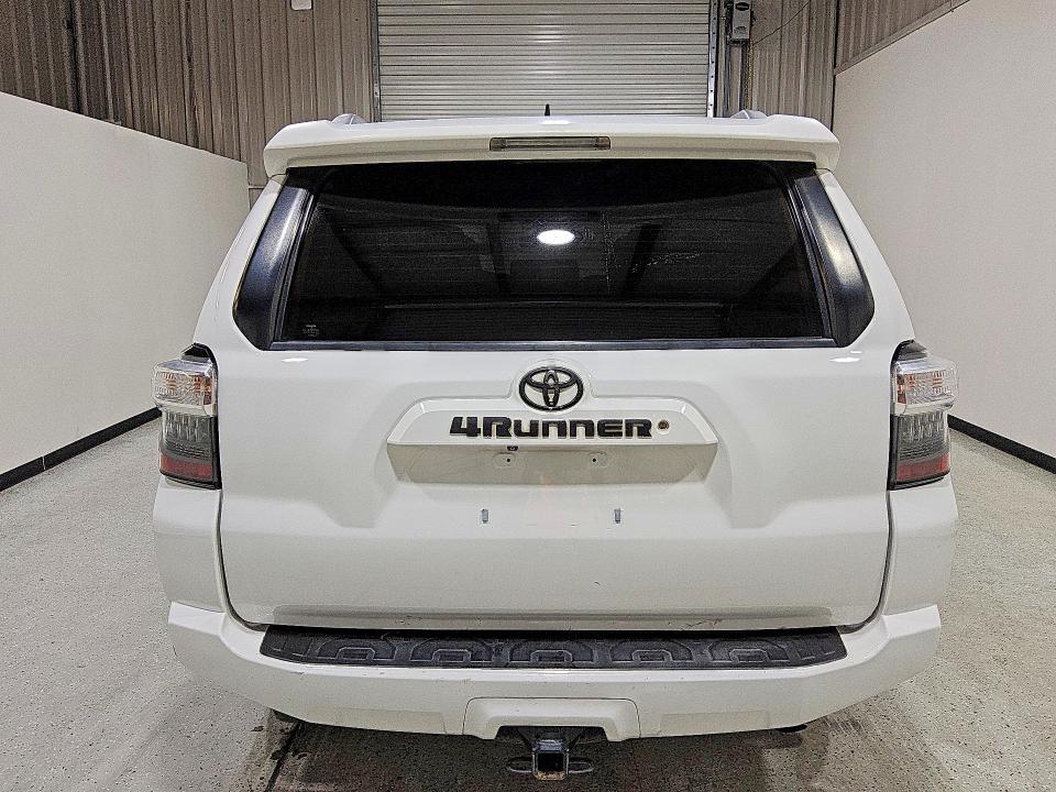 2018 Toyota 4runner VIN JTEZU5JR5J5172000 COPART salvage auction — NORMAL WEAR, FL - CERT OF TITLE-REBUILT, sold $9,200 on 2026-07-16 (photo 6)