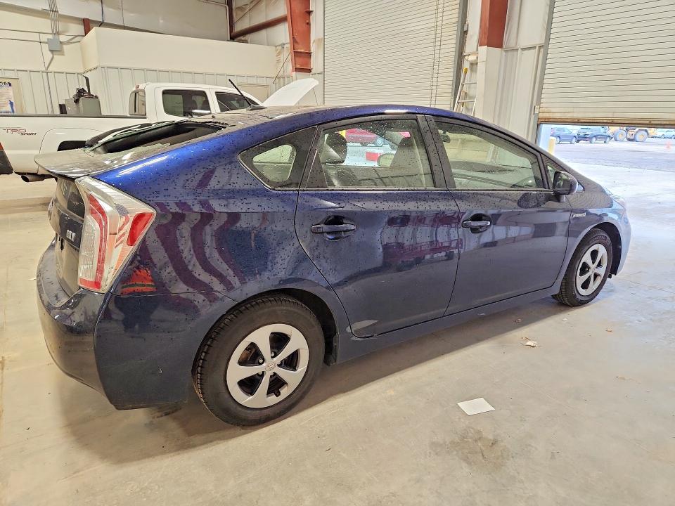 2014 Toyota Prius VIN JTDKN3DU6E0389128 COPART salvage auction — HAIL, Wi - Junked Vehicle Bill Of Sale, sold $925 on 2026-07-14 (photo 3)
