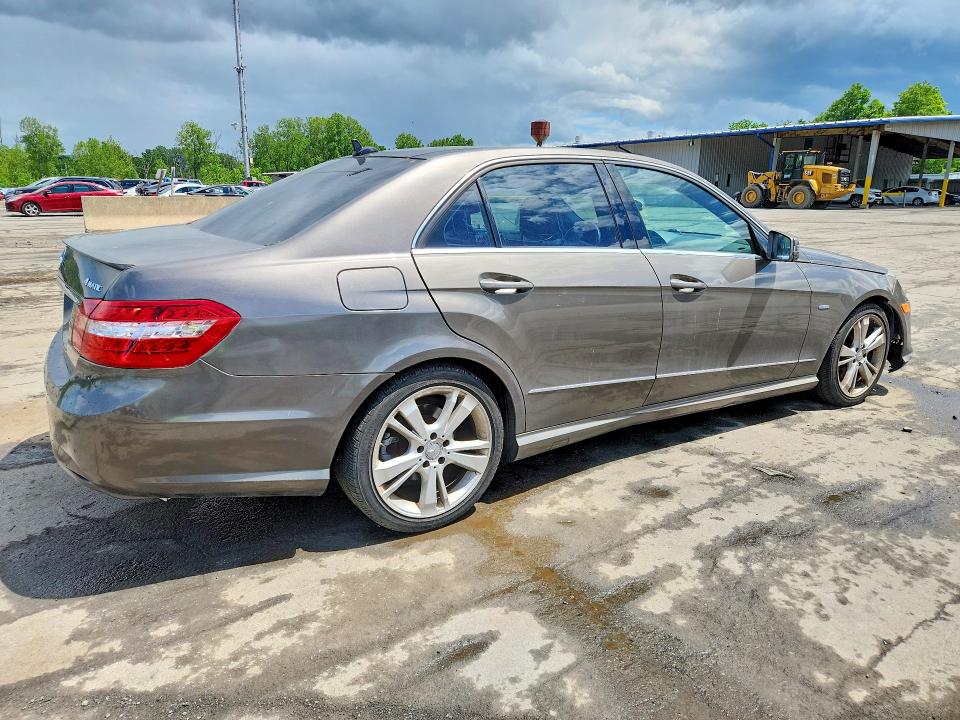 2012 Mercedes-benz E-klasse VIN WDDHF8JB7CA535105 COPART salvage auction — WATER/FLOOD, Ny - Mv-907A Salvage Certificate, sold $950 on 2026-07-02 (photo 3)