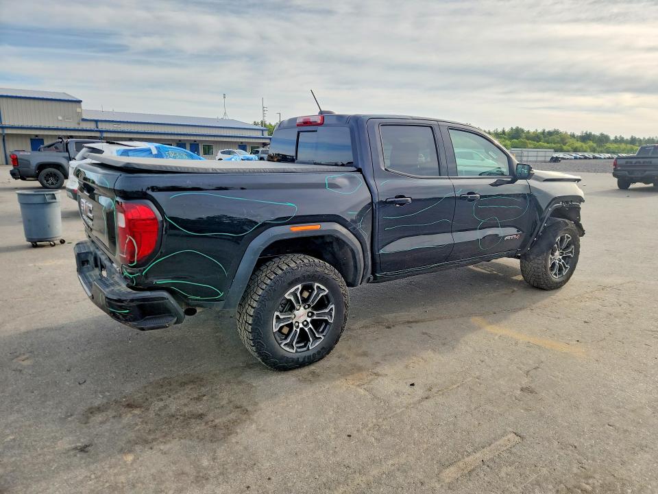 2024 Gmc Canyon VIN 1GTP6DEK5R1318184 COPART salvage auction — Front End, St - Salvage Title, sold $14,800 on 2026-07-29 (photo 3)