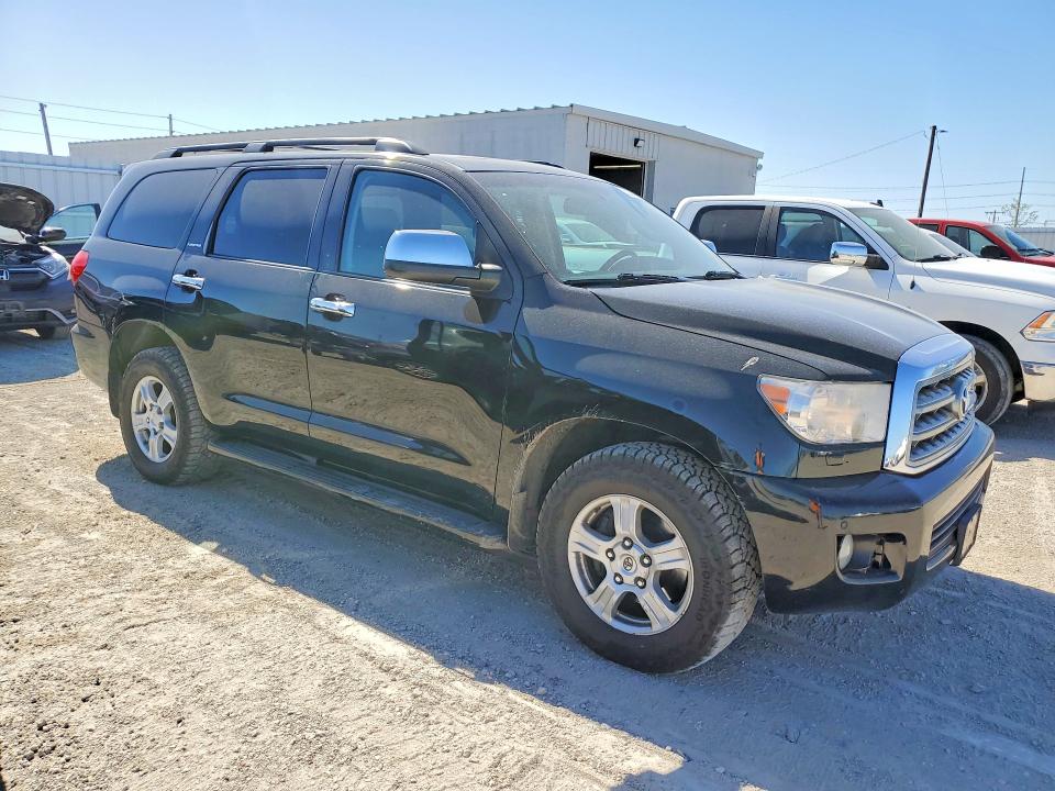 2008 Toyota Sequoia VIN 5TDBY68AX8S012280 COPART salvage auction — HAIL, Ia - Cert Of Title-Salvage Title, sold $800 on 2026-07-29 (photo 4)