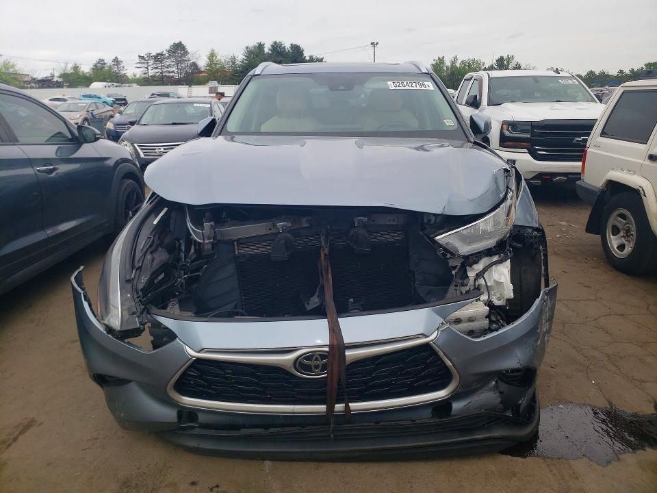 2020 Toyota Highlander VIN 5TDGZRBH0LS029835 COPART salvage auction — FRONT END, CT - CERT OF TITLE-SALVAGE, sold $12,900 on 2026-07-07 (photo 5)